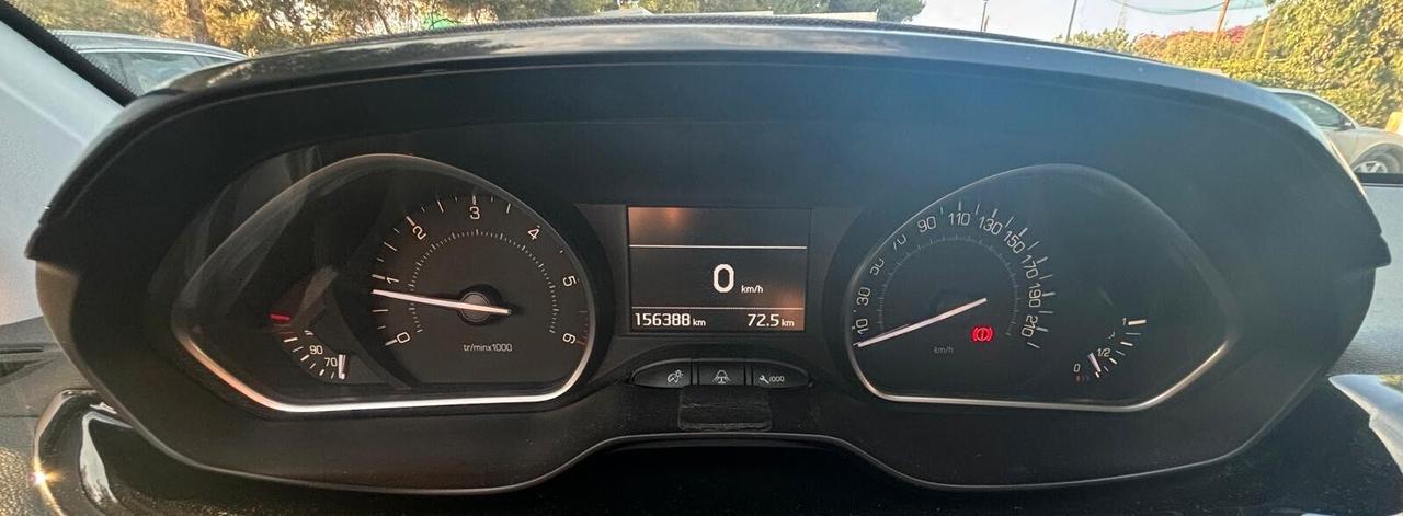 Peugeot 208 1.4 HDi 68 CV 5 porte Allure