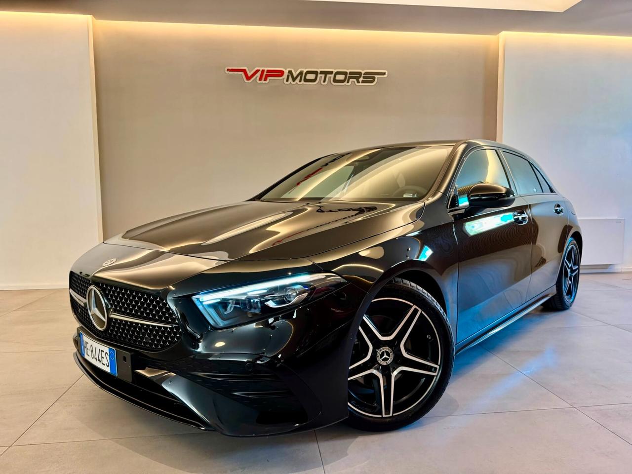 MERCEDES-BENZ A180 AUTOMATIC AMG LINE PREMIUM FULL