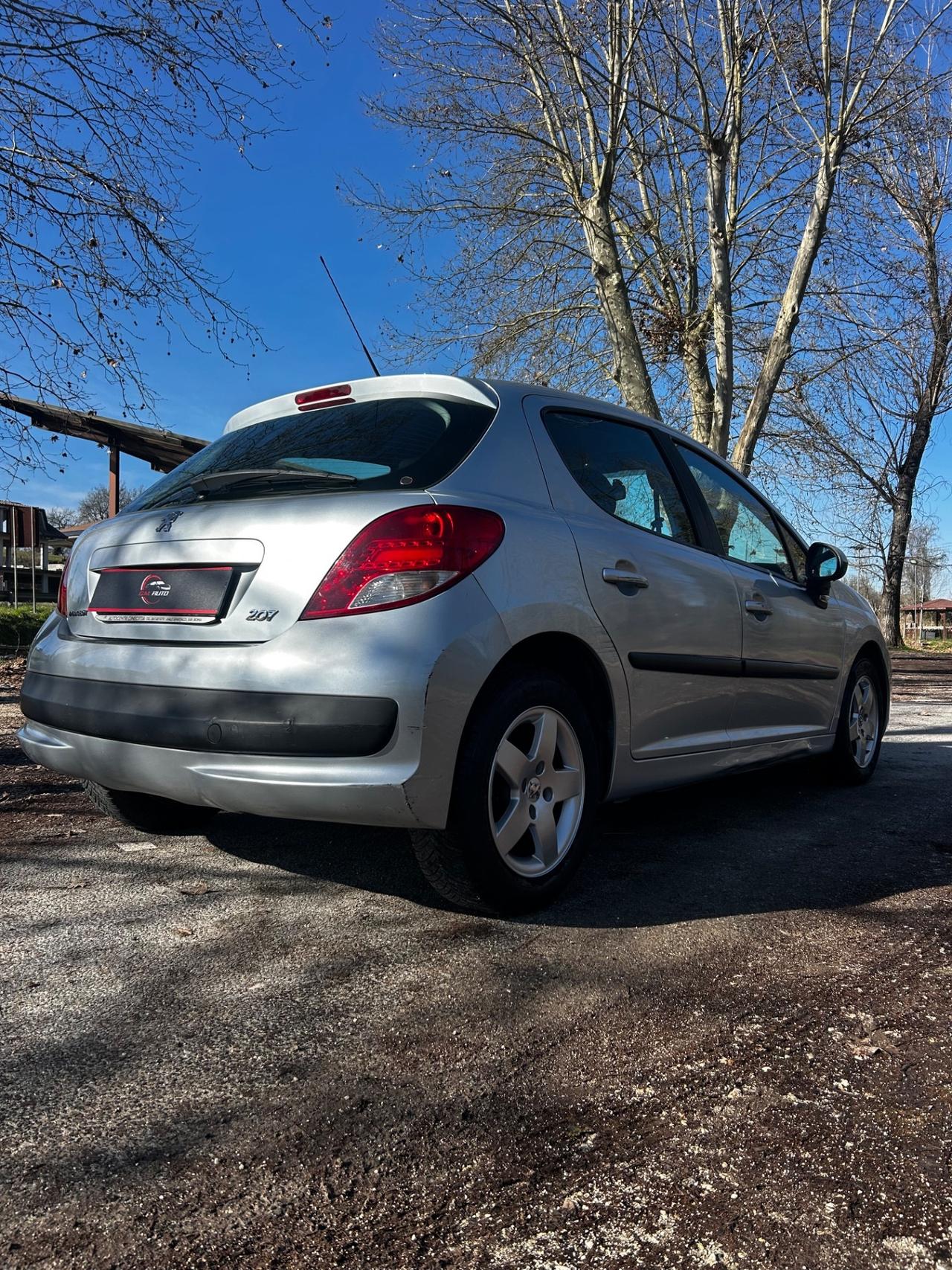 Peugeot 207 1.4 8V 75CV 5p. Energie Sport ECO GPL