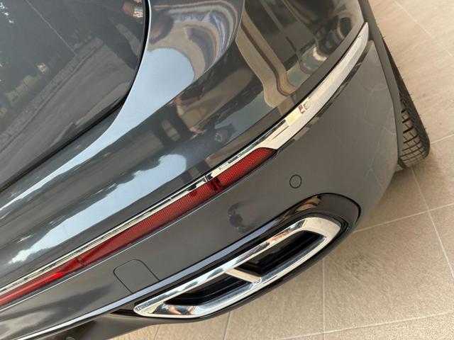 VOLKSWAGEN Tiguan 2.0 TDI 150 CV SCR DSG R-Line LUCI AMBIENTE