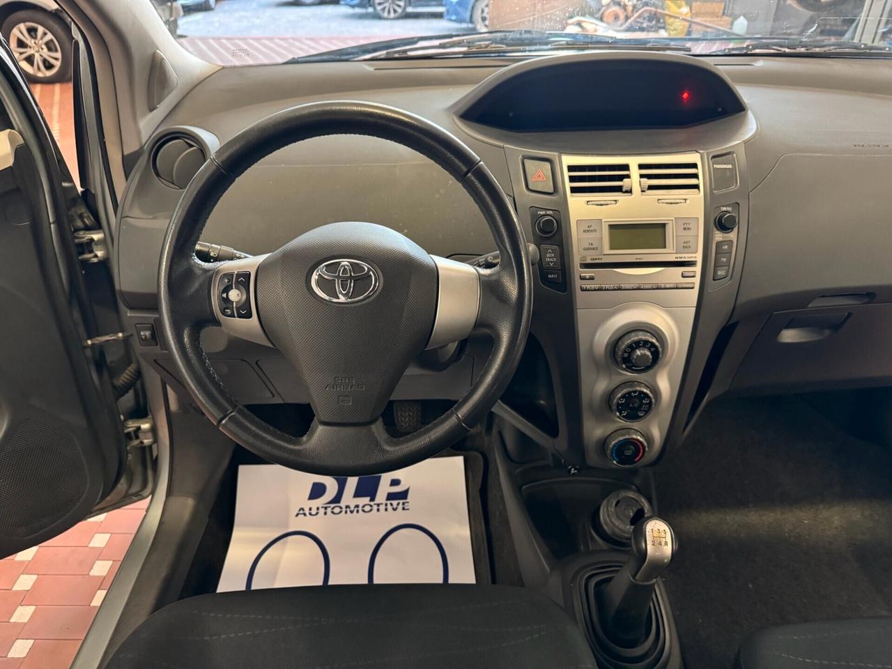 Toyota Yaris 1.0 5 porte Sol - NEOPATENTATI
