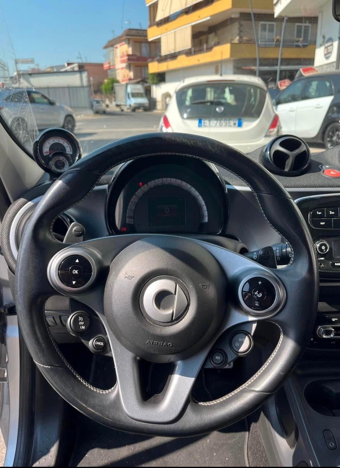 Smart ForFour 90 cv twinamic ALLESTIMENTO BRABUS