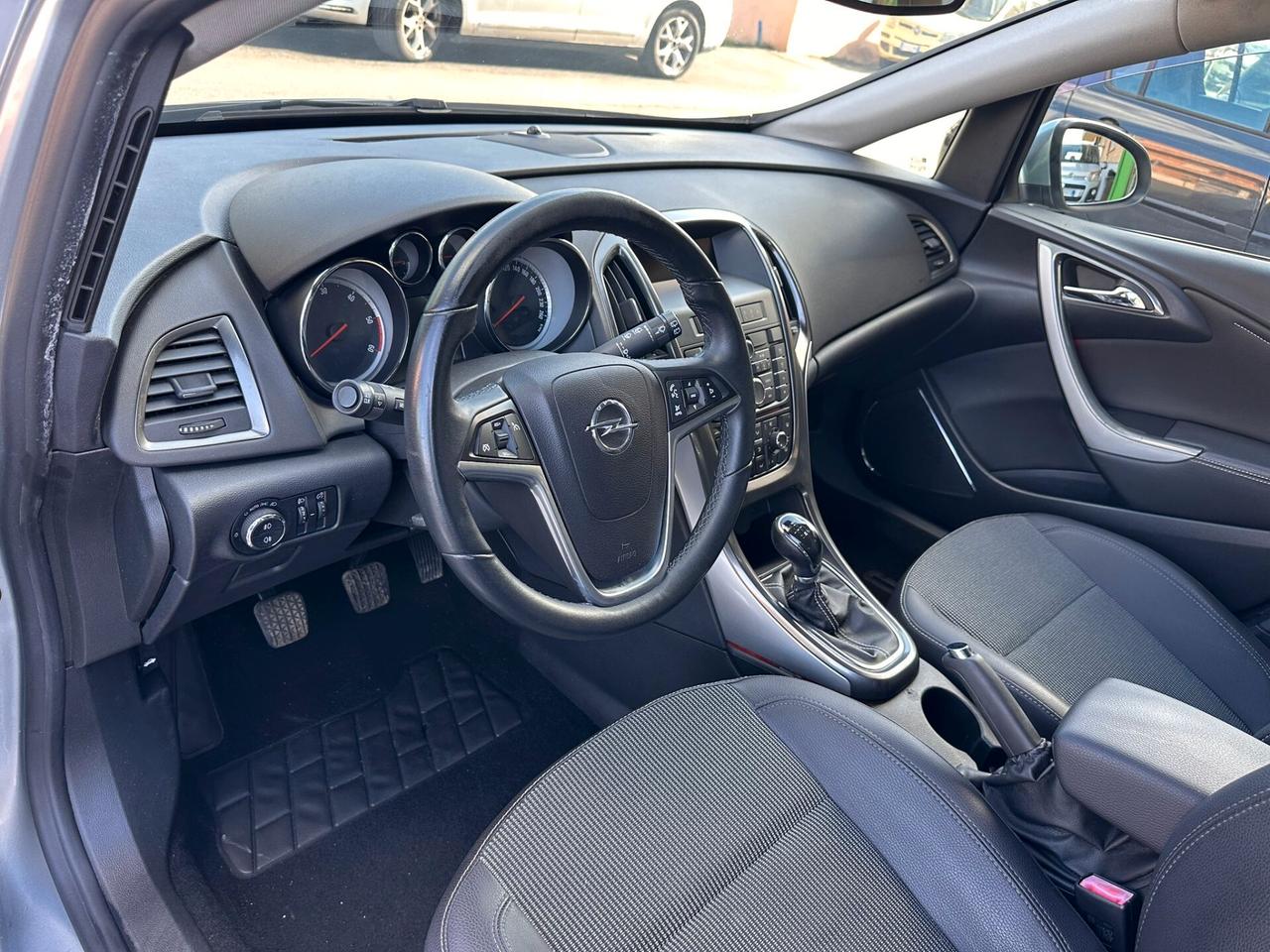 Opel Astra 1.7 CDTI 110CV EcoFLEX S&S 5 porte Cosmo