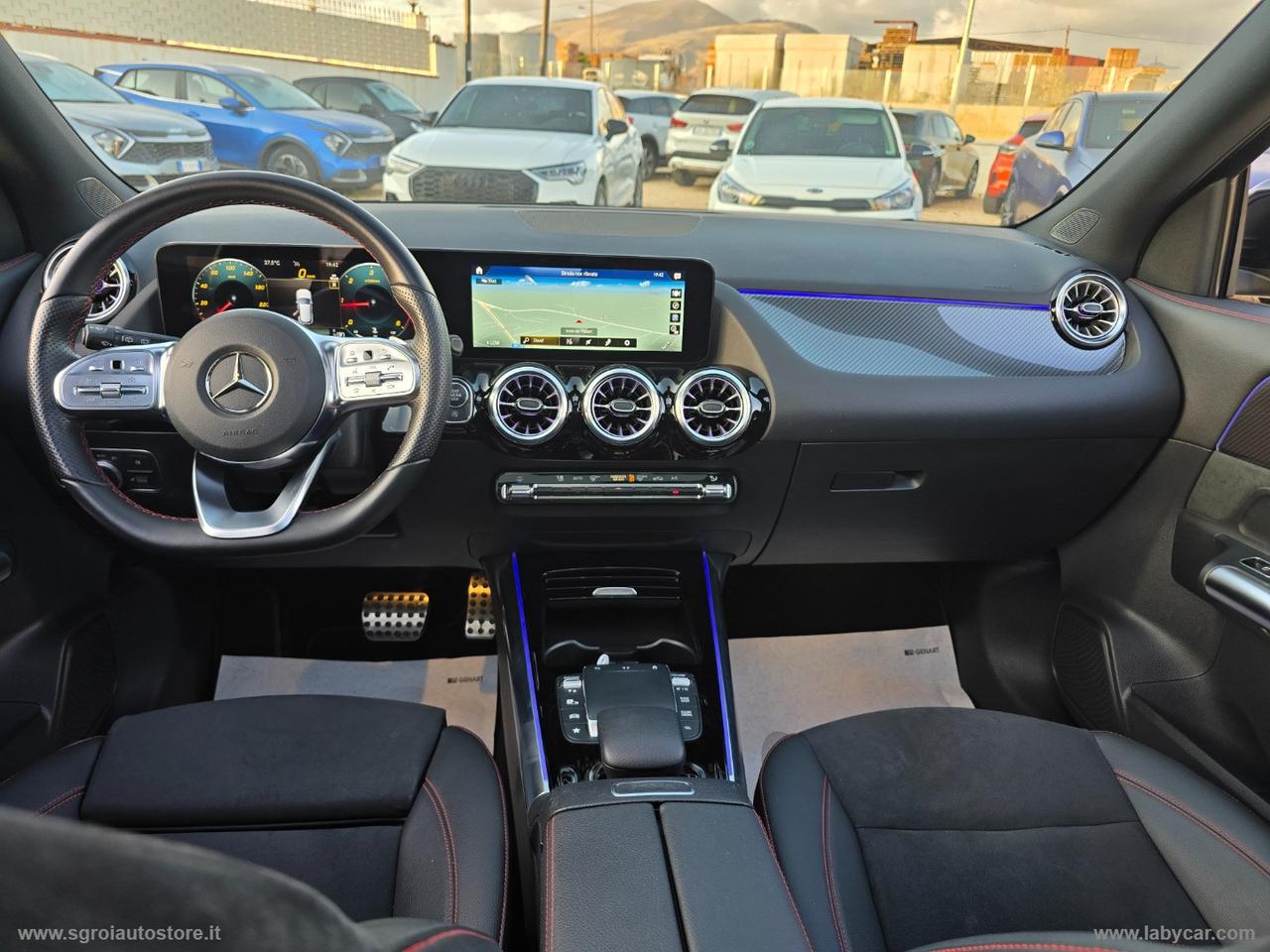 MERCEDES-BENZ GLA 220 d Automatic AMG Premium TETTUCCIO