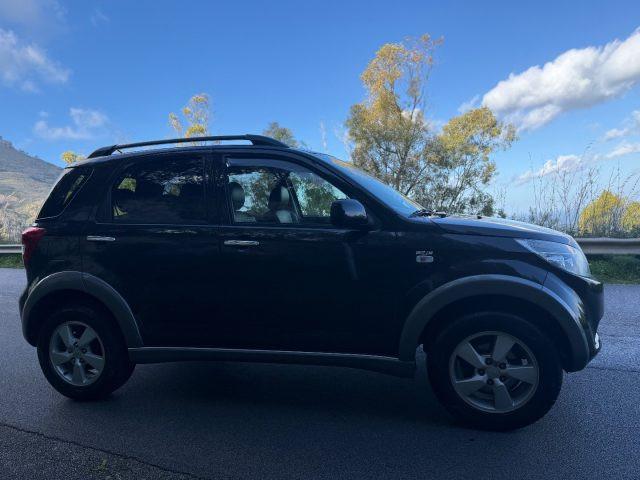 DAIHATSU Terios 1.5 4WD SX Green Powered