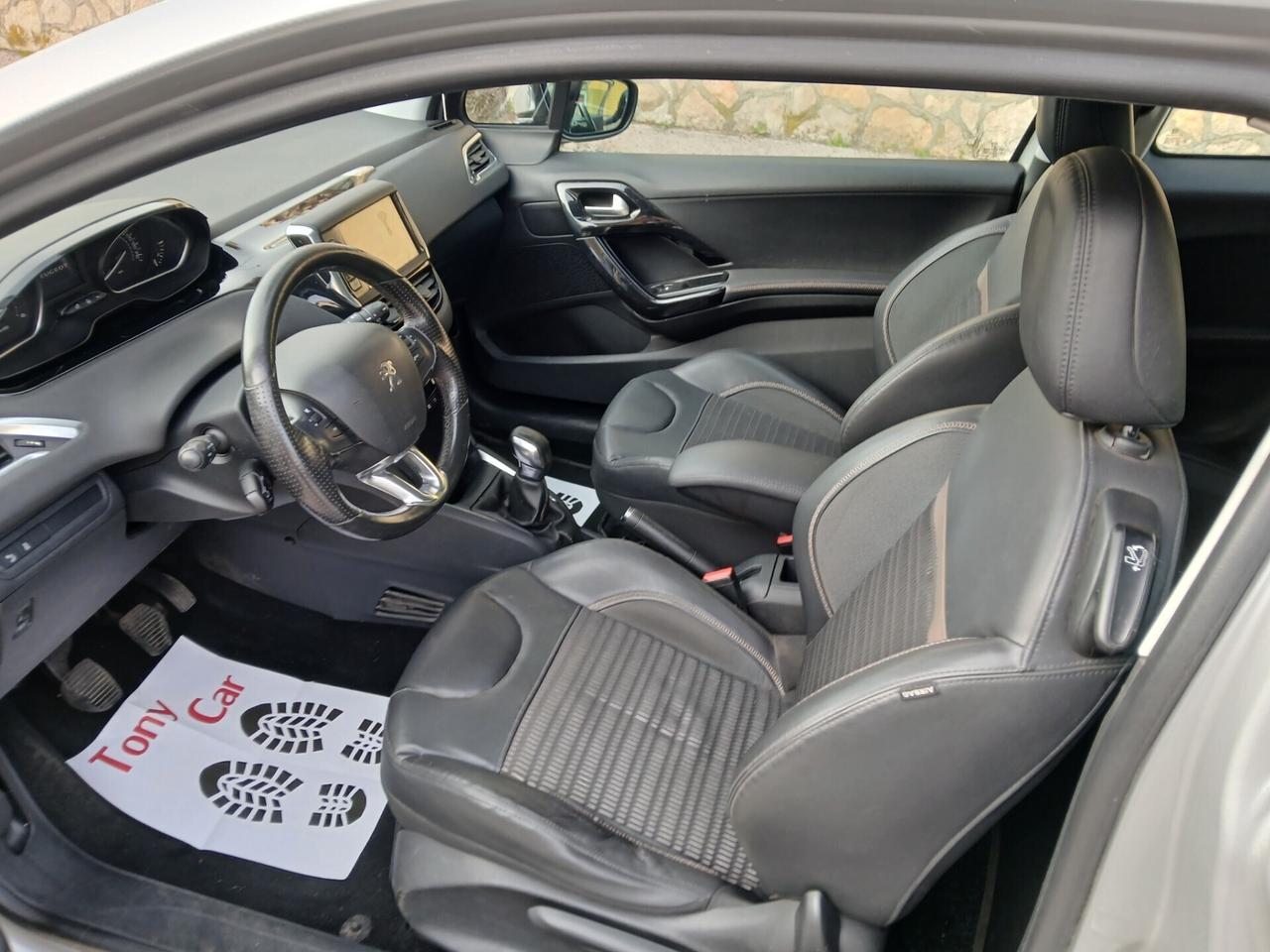 Peugeot 208 1.4 HDi 68 CV 3 porte Allure X Neopate
