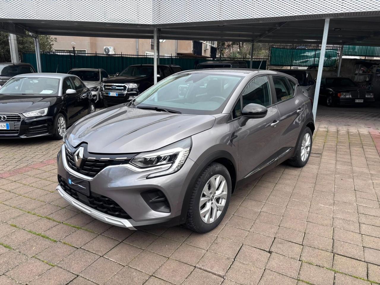 RENAULT CAPTUR