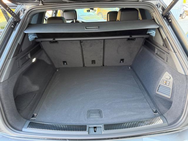 VOLKSWAGEN Touareg 3.0 V6 TDI 286 CV SCR R-Line Final Edition