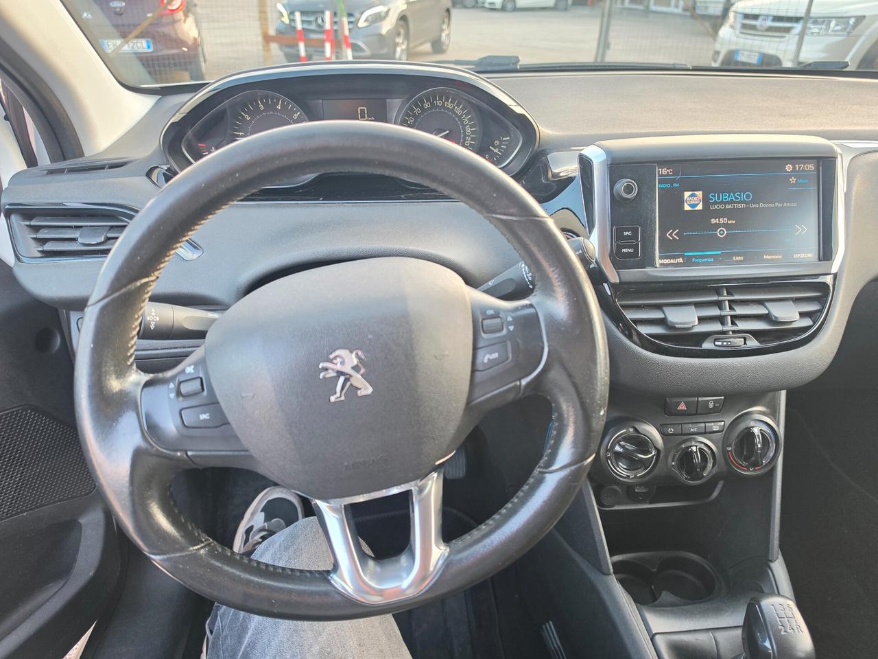 Peugeot 208 PureTech 82 5p. GPL Active