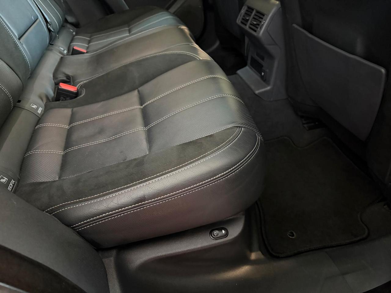 Land Rover Range Velar 2.0D I4 240 CV R-Dynamic HSE