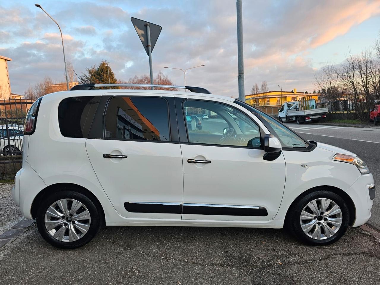 Citroen C3 Picasso 1.6 HDi 92cv Exclusive*Euro5*Neopatentati