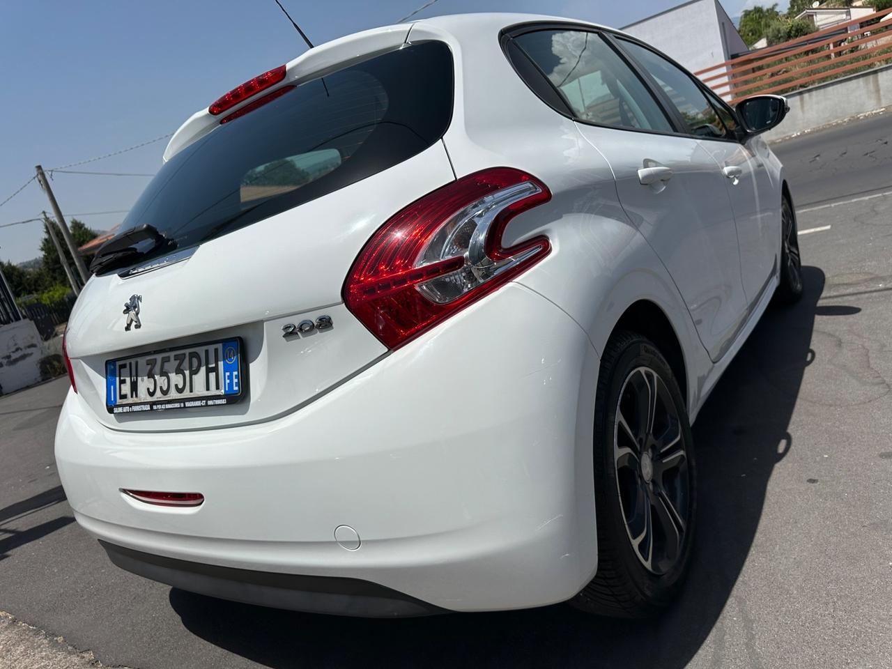 Peugeot 208 1.4 HDi 68 CV 5 porte Active