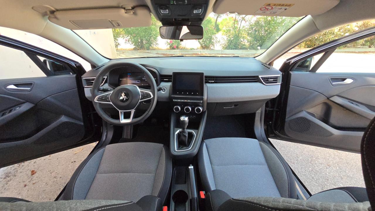 Mitsubishi Colt 1.0L turbo 90 CV Invite