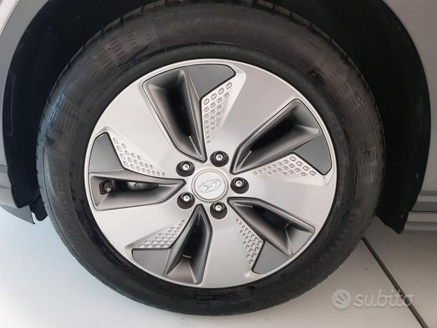 HYUNDAI Kona EV 64 kWh Exellence+ 11kw/h PARMA 0