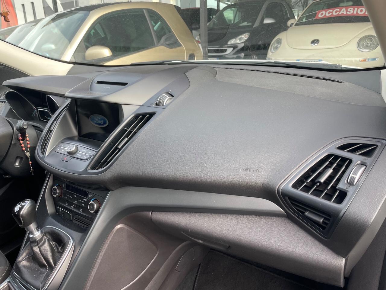 Ford Kuga 1.5 TDCI 120 CV S&S 2WD ST-Line