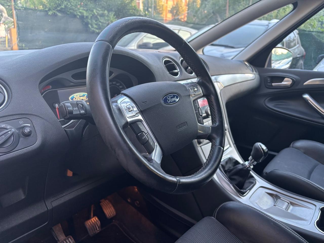 Ford S-Max 2.0 TDCi 140CV Titanium