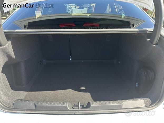 Audi A3 sedan 35 2.0 tdi s line edition