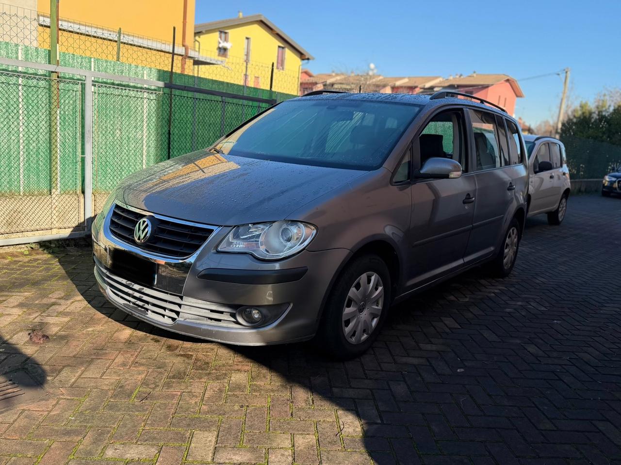 Volkswagen Touran 2.0 l Ecofuel 7 POSTI