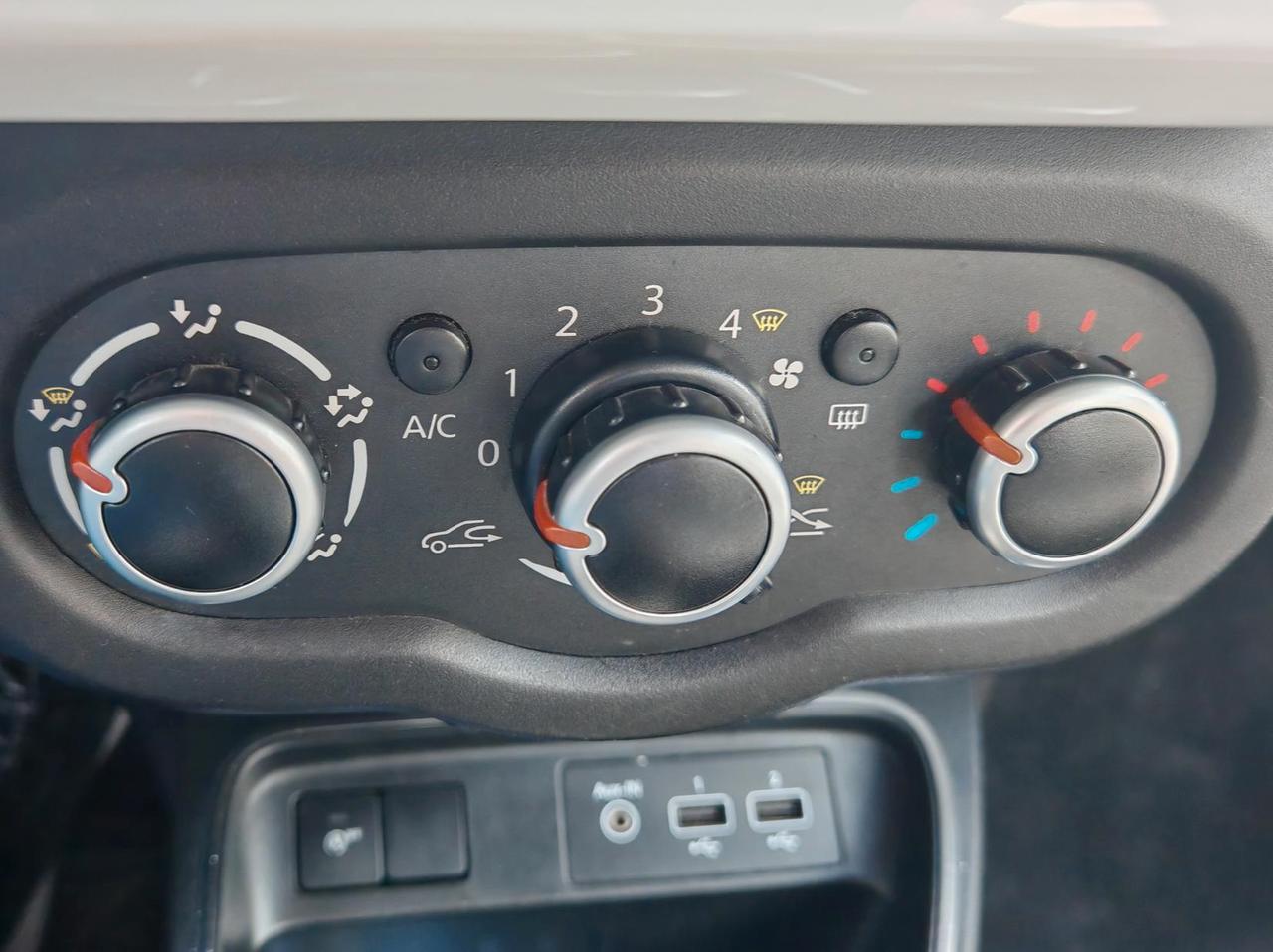 Renault Twingo 1.0 sce Intens 65cv