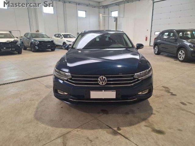 VOLKSWAGEN Passat Variant 1.6 tdi Business dsg 120cv - FZ341SY