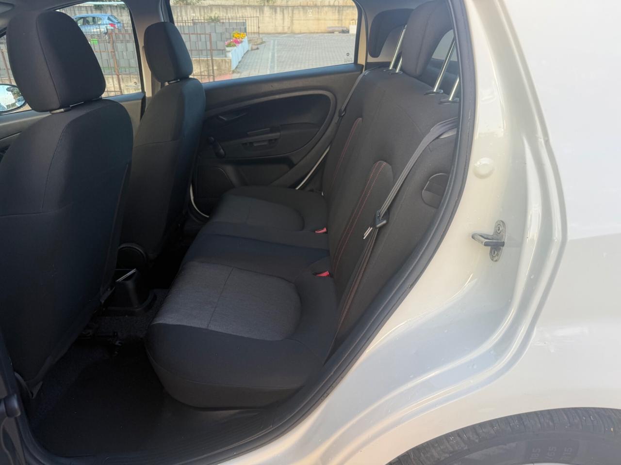 Fiat Punto 1.3 MJT II 75 CV 5 porte