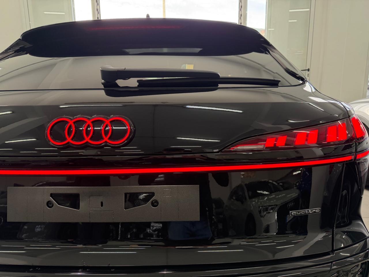 Audi Q3 40 TFSI quattro S tronic line 2026 TETTO FULL