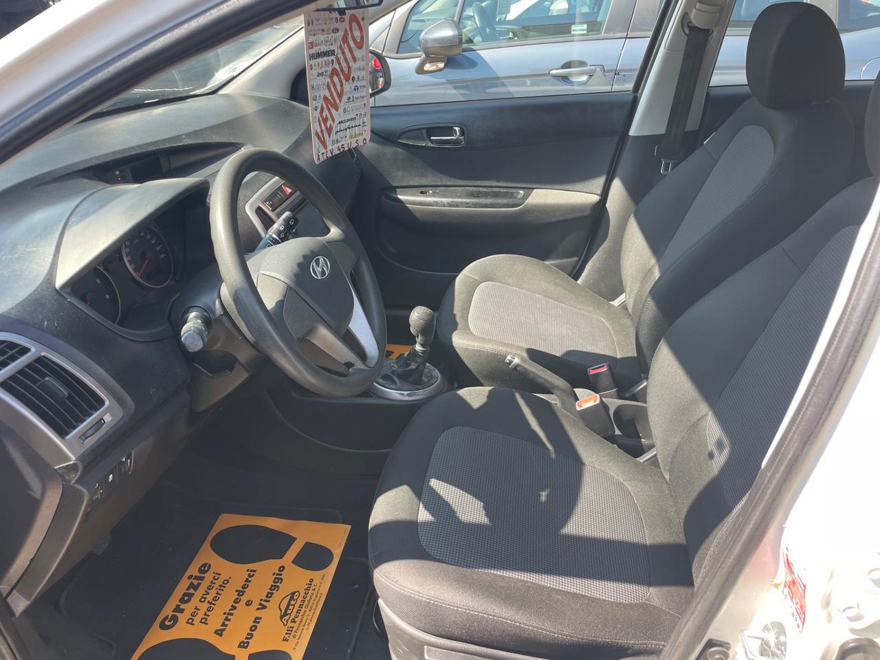 HYUNDAI i20 1.1 DIESEL 75 (CV) 2012