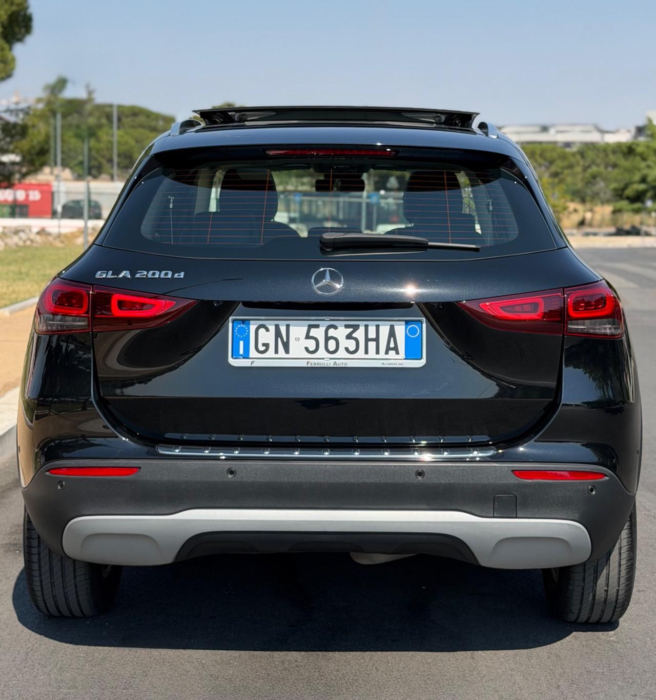 Mercedes GLA 200 d Sport 150CV TETTO/FULL LED