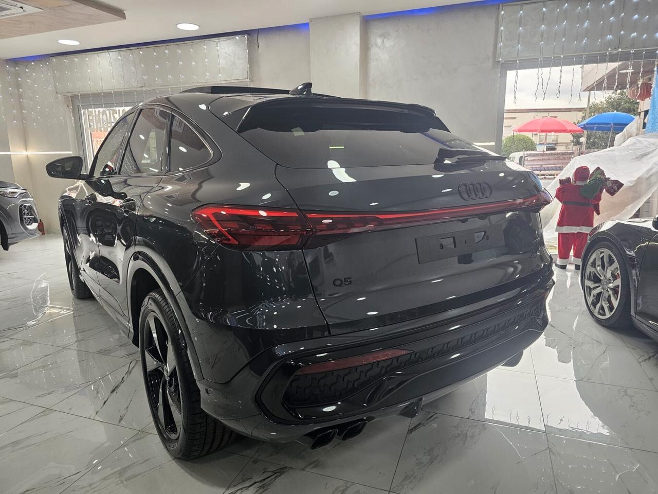 Audi Q5 SPB 40 TDI quattro S tronic Identity Black