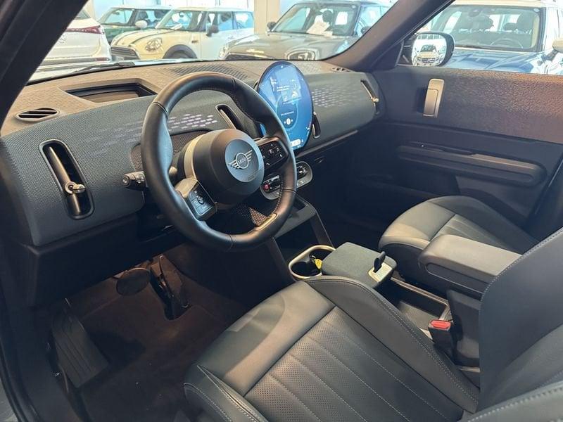 MINI Mini Countryman U25 Mini C Favoured Countryman