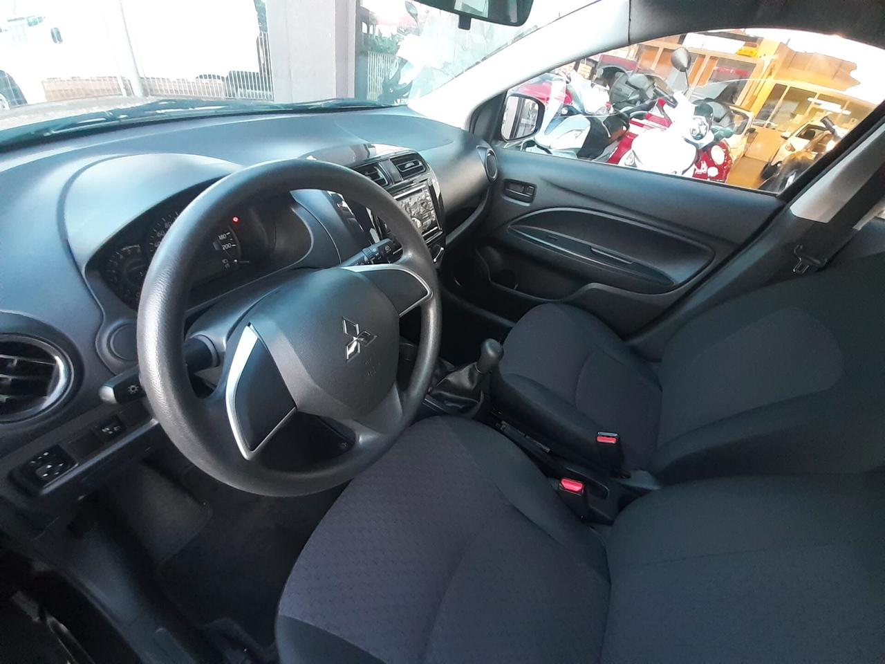 Mitsubishi Space Star 1.0 Invite