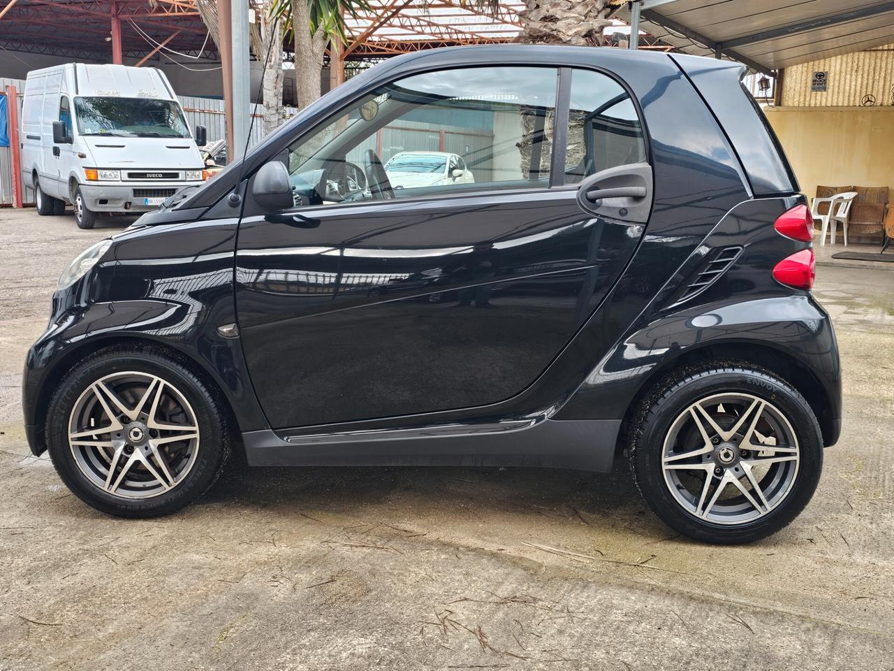 Smart ForTwo 1000 52 kW MHD coupé pulse