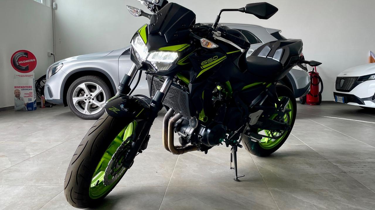 KAWASAKI Z650 MONOPOSTO 68 CV - FULL LED, STRUMETAZIONE DIGITALE