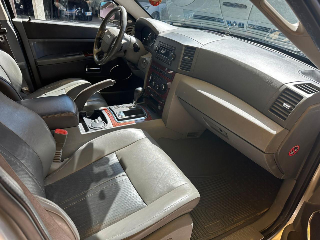 Jeep Grand Cherokee 3.0cc diesel 12 mesi gara-2007