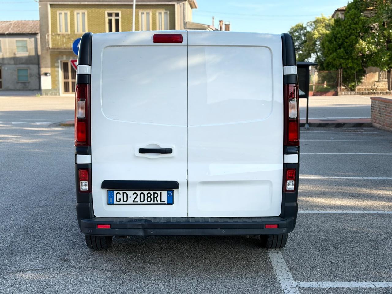 Renault traffic 2.0 diesel 2021