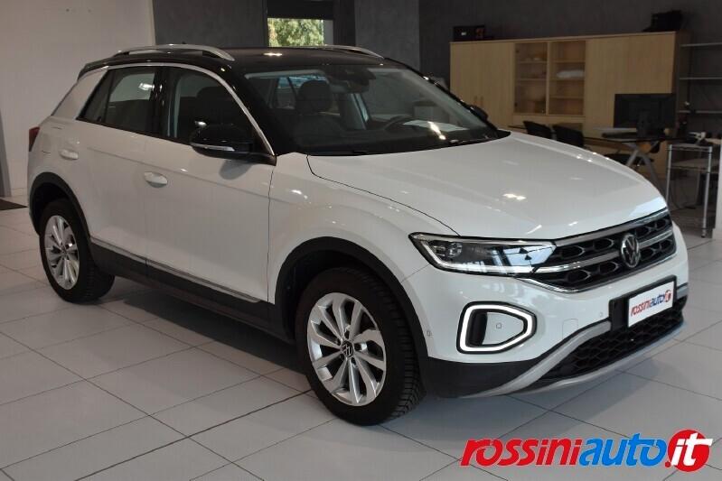 VOLKSWAGEN T-ROC 1.0 TSI 110 CV STYLE + TECH PACK REARVIEW KEYLESS