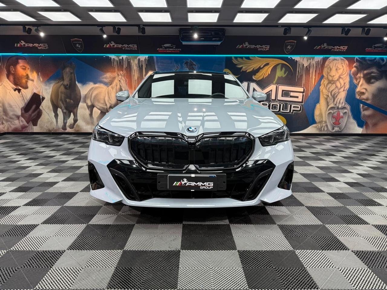 Bmw 530 530e xDRIVE TOURING MSPORT PRO (602)