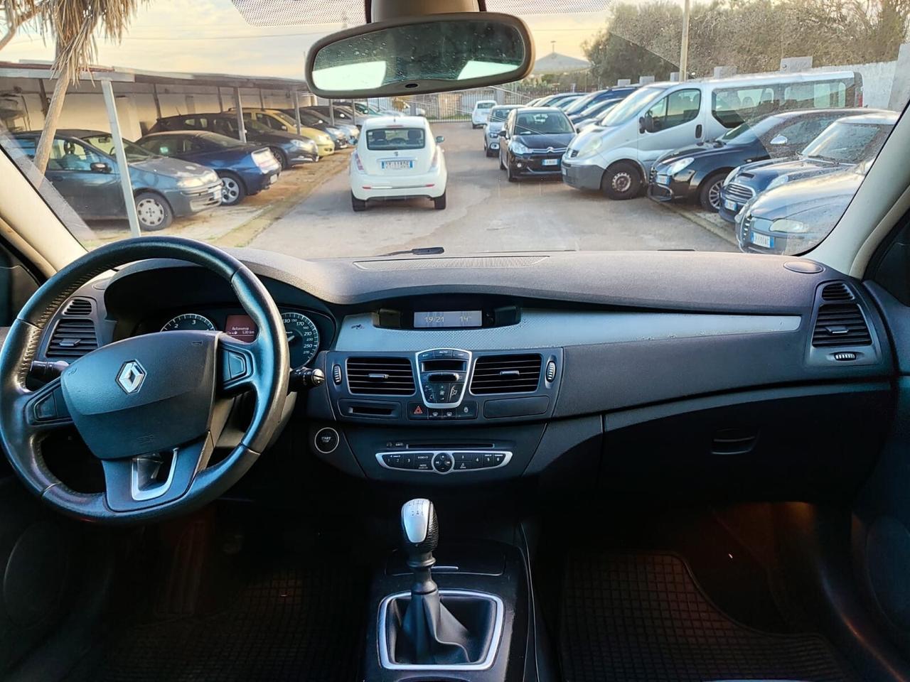 Renault Laguna 2.0 dCi 150CV SporTour