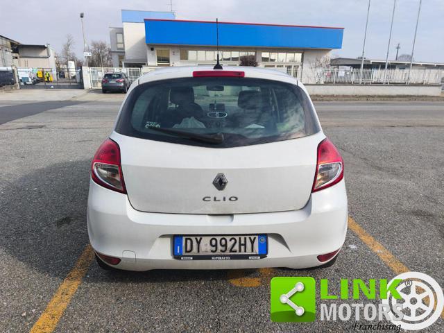 RENAULT Clio 1.2 16V 5 porte Luxe