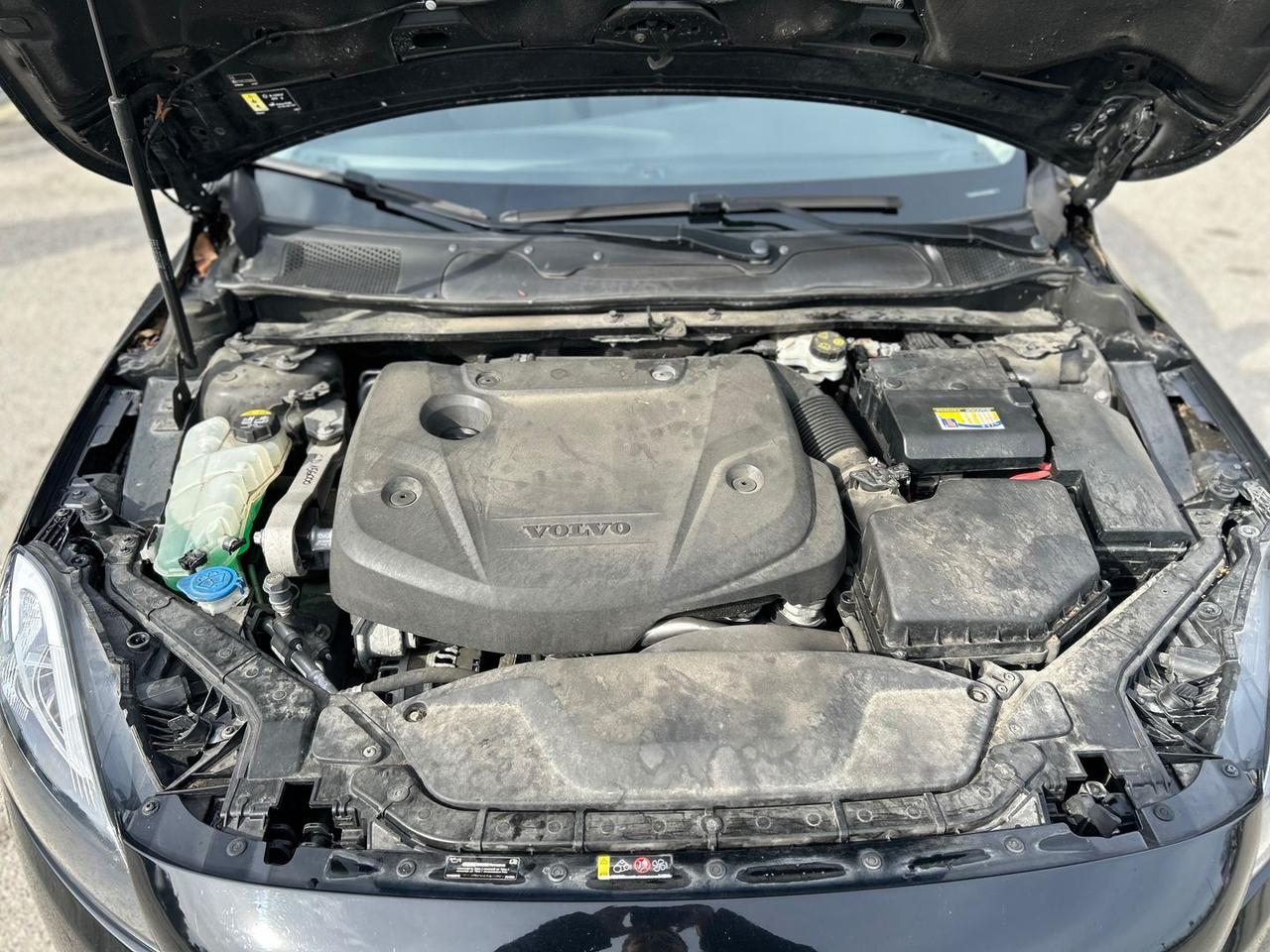 Volvo V40 kinetic 2.0 d2 #9224