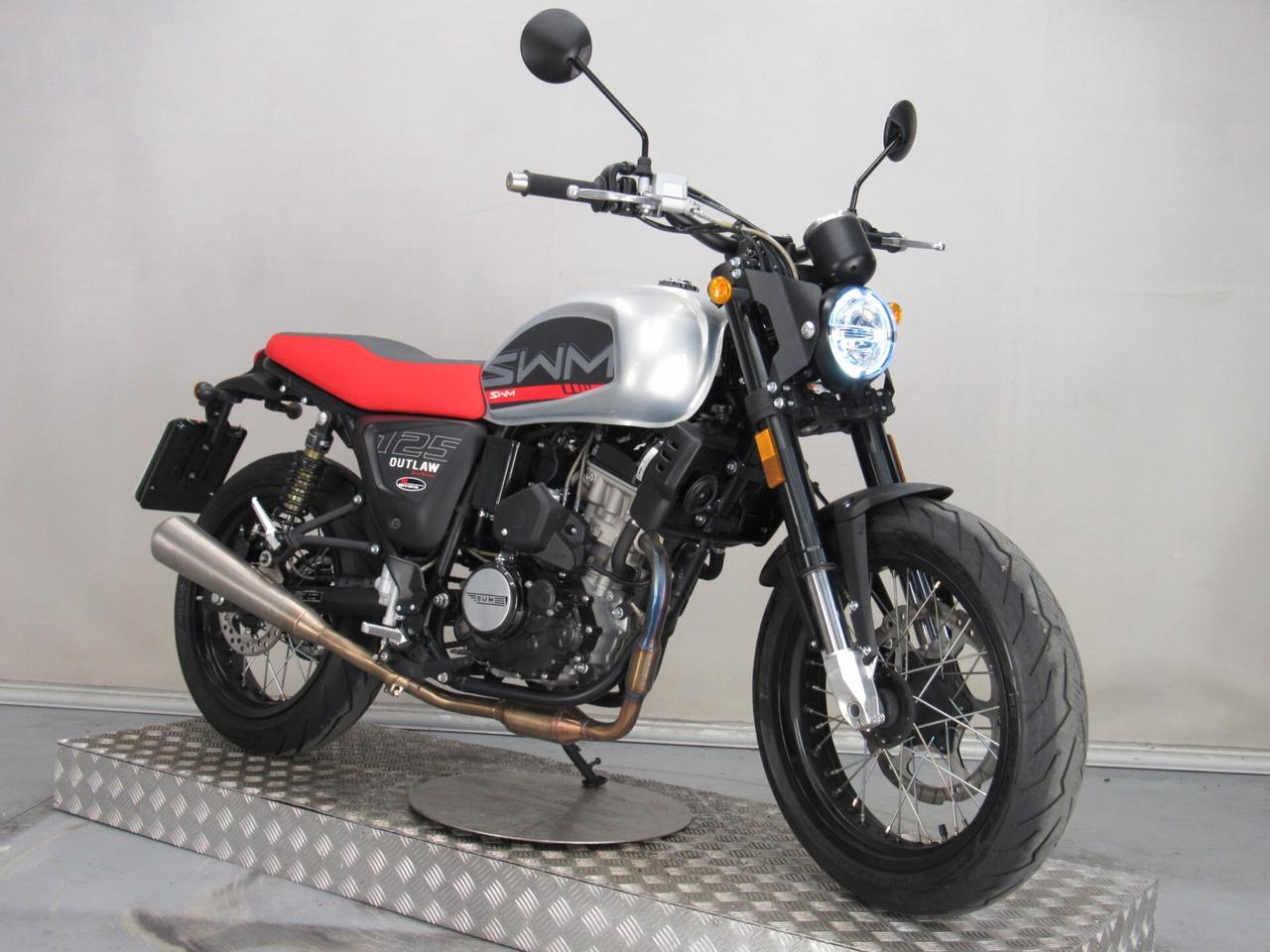 Swm Outlaw 125 ABS 11 KW PATENTE A1/B
