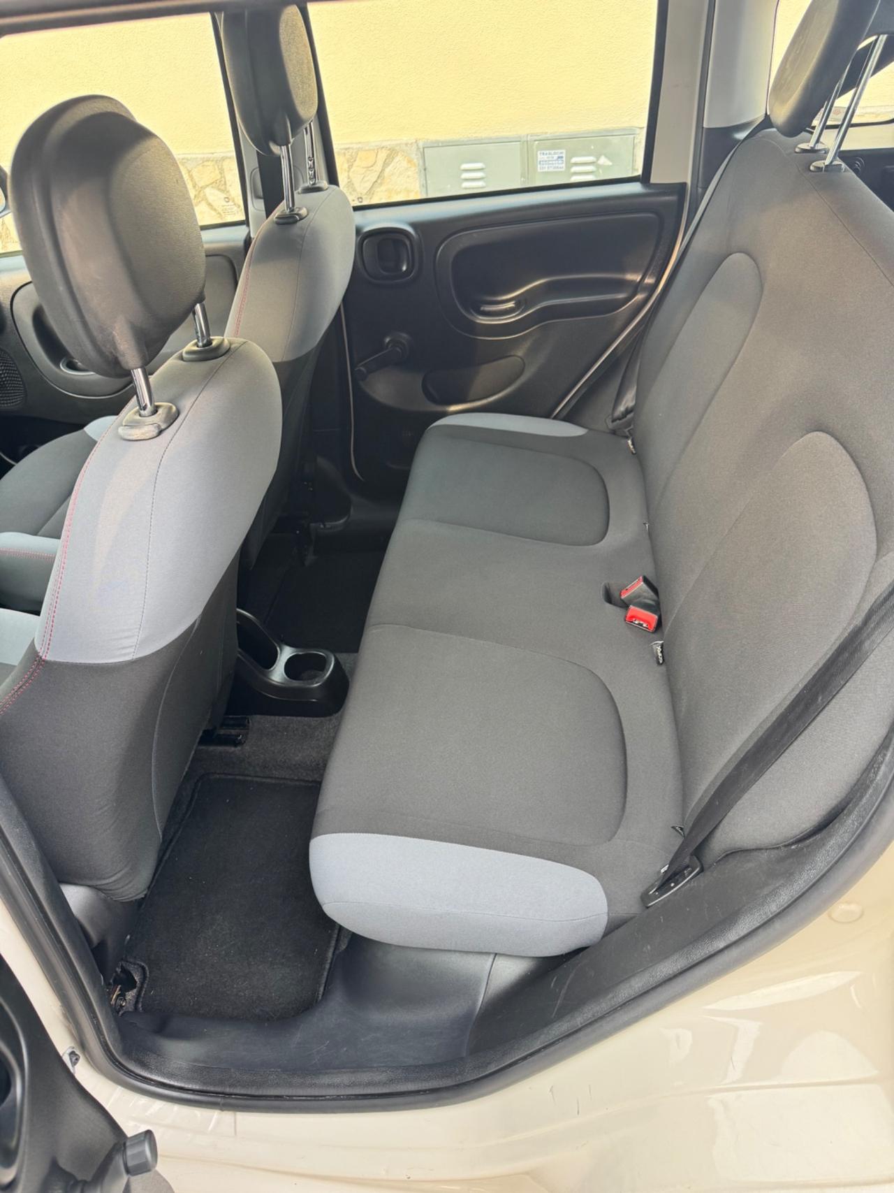 Fiat Panda 1.2 Lounge 2017 uniproprietaria