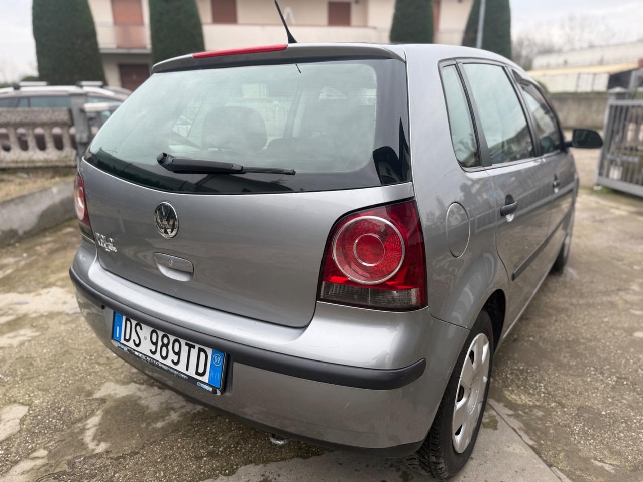 Volkswagen Polo 1.4 5P. 2009 POCHI KM NEOPATENTATI
