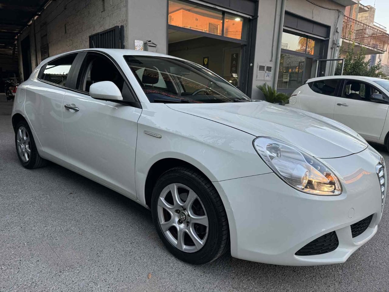 Alfa Romeo Giulietta 1.4 Turbo 120 CV GIOIELLINO NORD