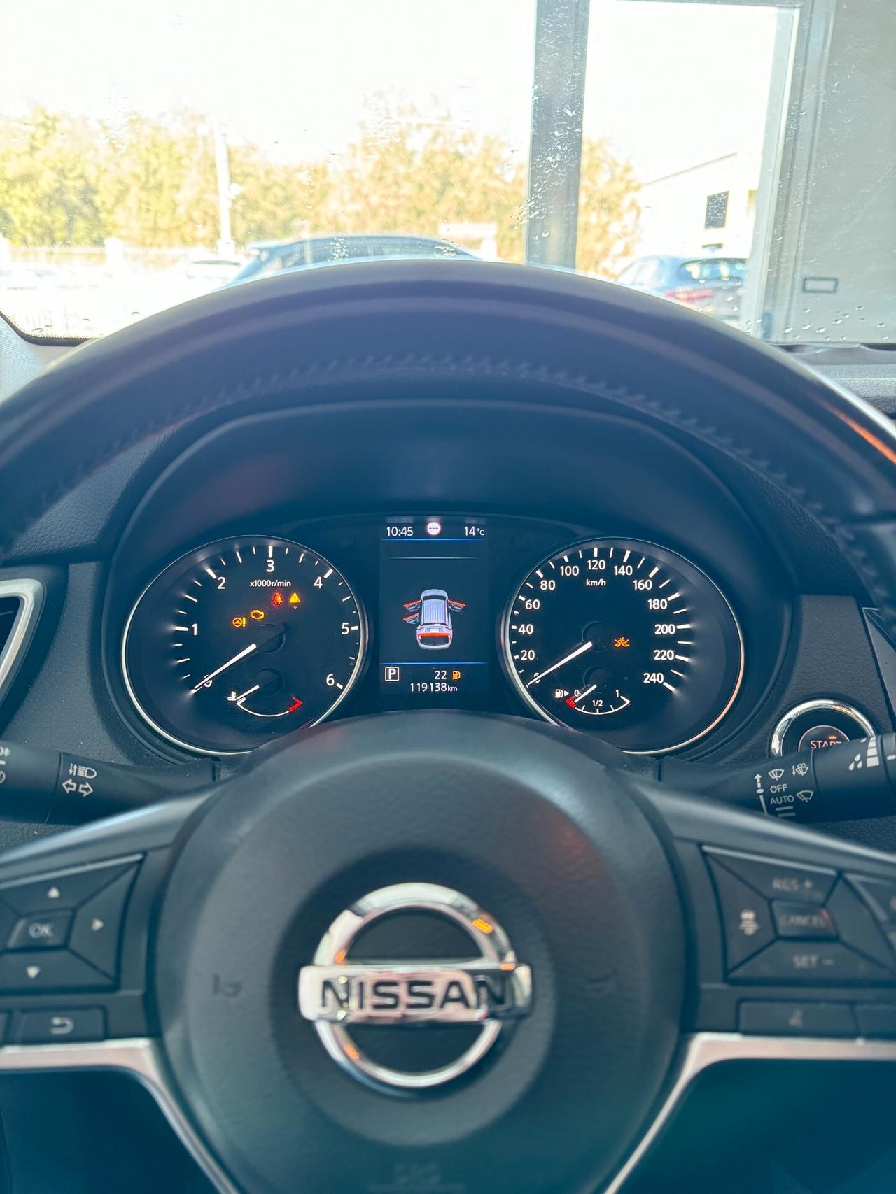 Nissan Qashqai 1.5 dCi N-Connecta