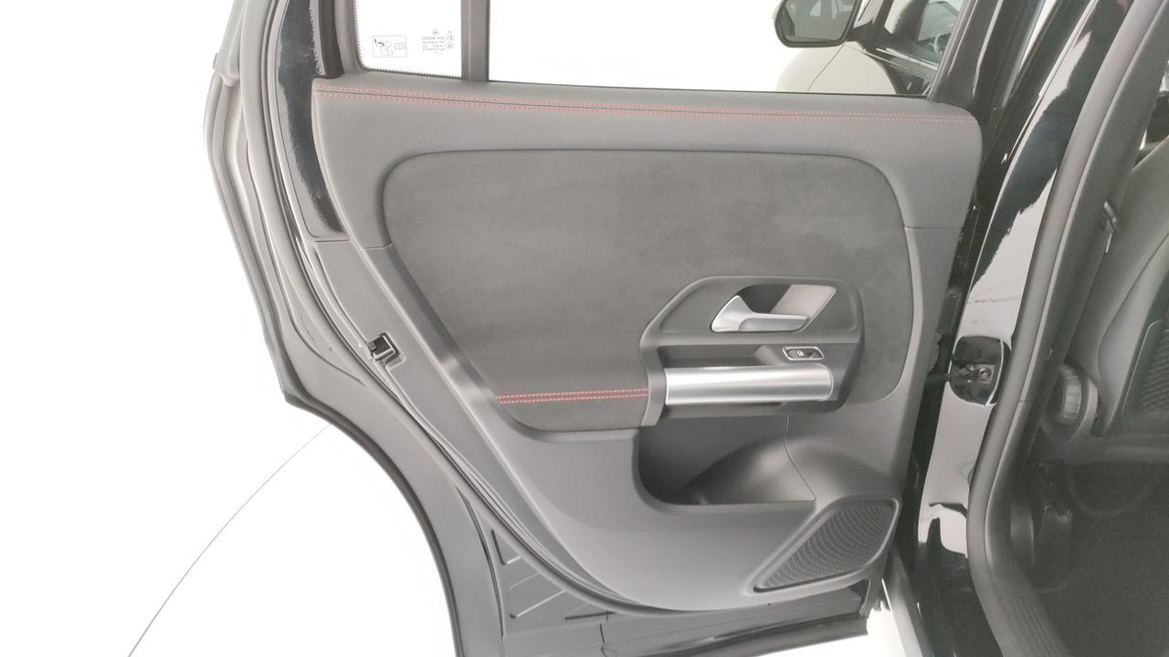 Mercedes-Benz GLA 180 d Premium auto