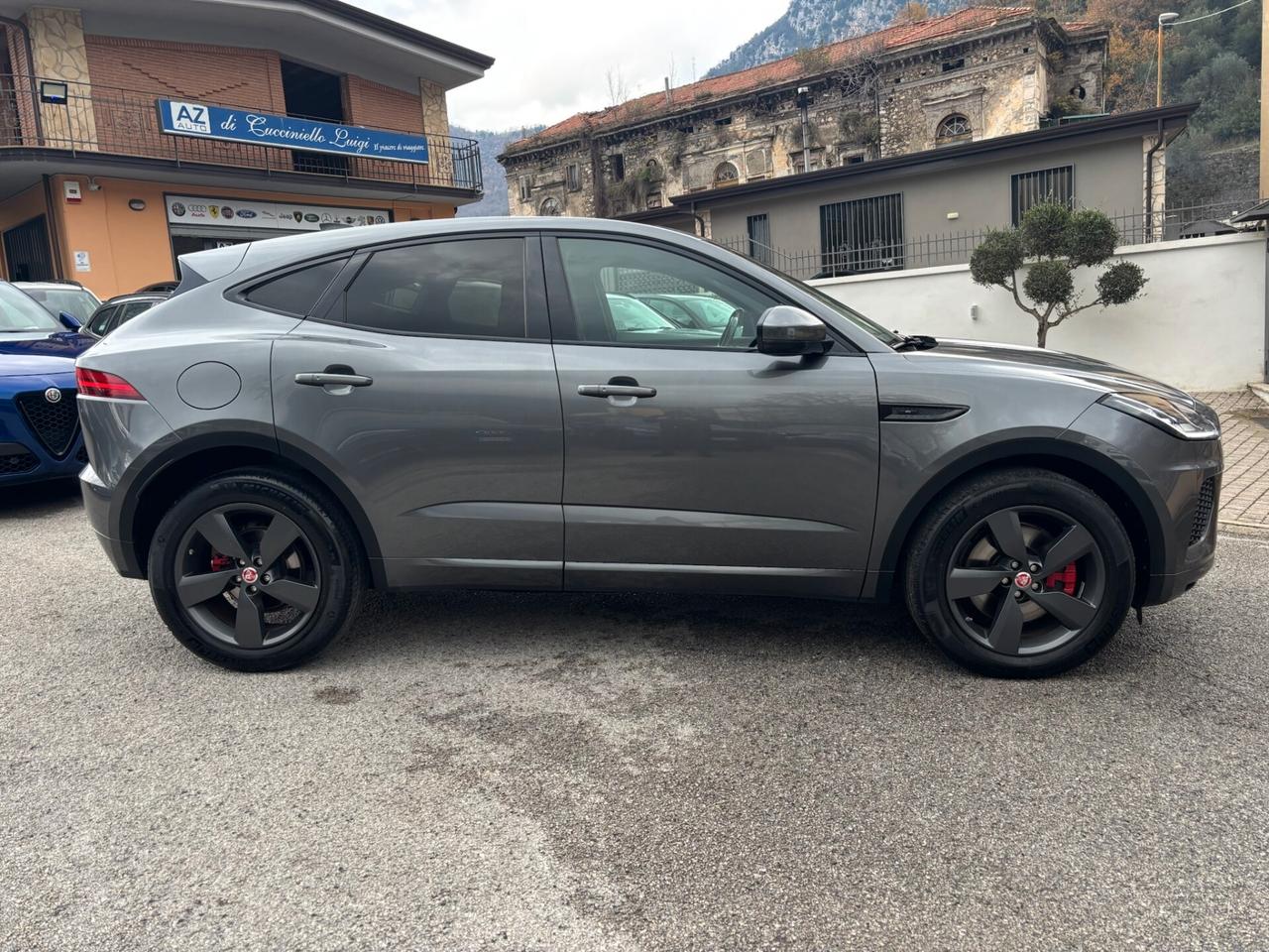 Jaguar E-Pace 2.0D 150 CV AWD aut. Chequered Flag FULL-TETTO