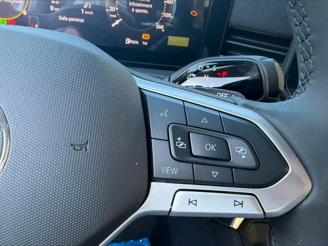 Volkswagen T-Roc 1.5 etsi Life 115cv dsg