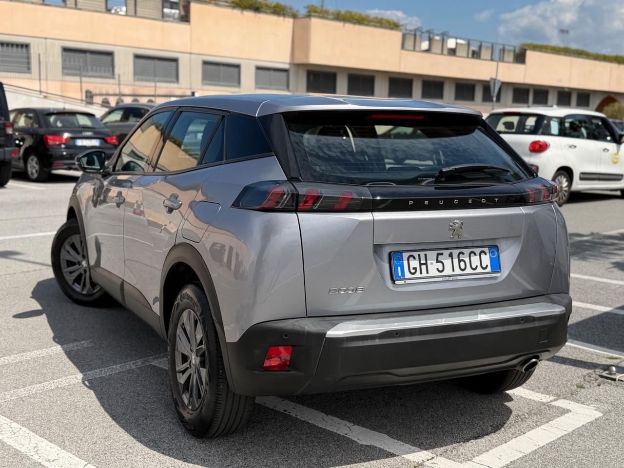 Peugeot 2008 BlueHDi 110 Allure 2022 con soli 24000 mila km
