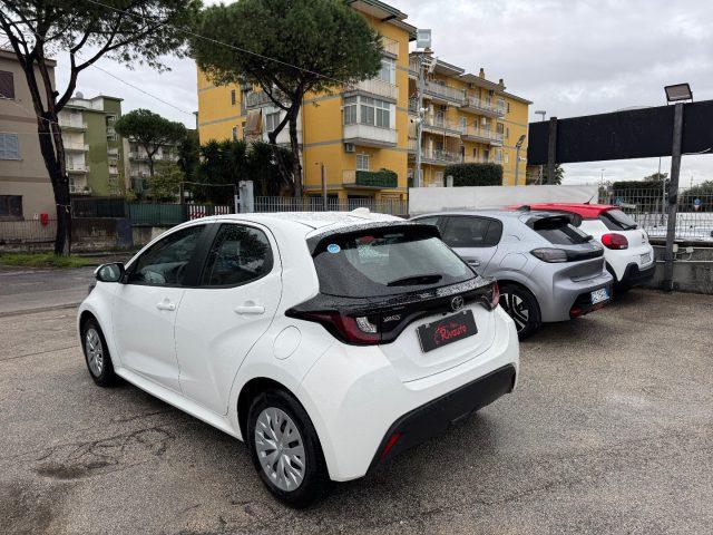 TOYOTA Yaris 1.5 Hybrid 5 porte Active Automatica